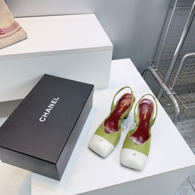 CHANEL 26S SLINGBACK 95 MM IN GREEN LAMBSKIN WITH WHITE CAP TOE