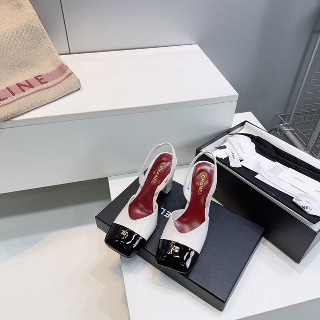 CHANEL 26S SLINGBACK 95 MM IN WHITE LAMBSKIN WITH BLACK CAP TOE