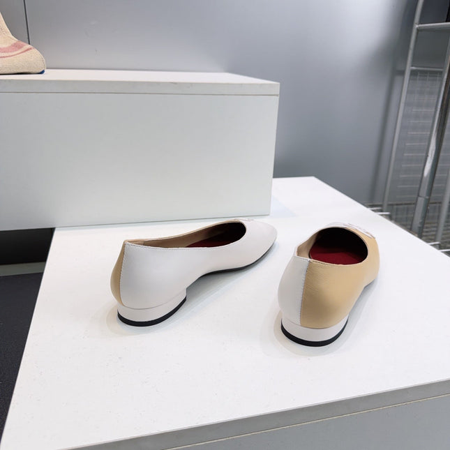 CHANEL 26S SQUARE-TOE FLATS IN BEIGE AND WHITE LAMBSKIN