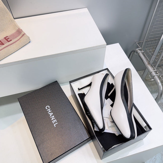CHANEL 26S HIGH HEELS 100 MM IN WHITE CALFSKIN