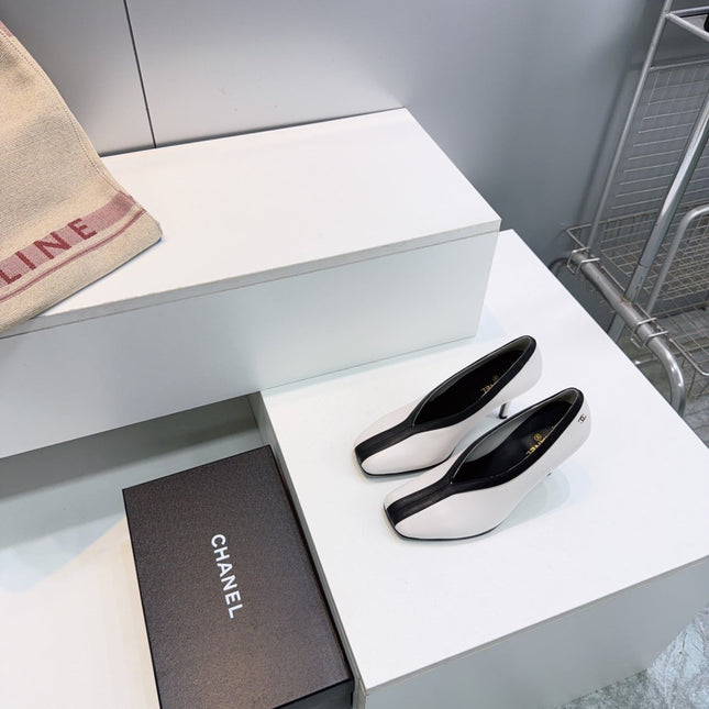 CHANEL 26S HIGH HEELS 100 MM IN WHITE CALFSKIN