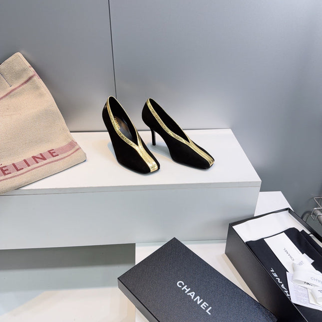 CHANEL 26S HIGH HEELS 100 MM IN BLACK SUEDE