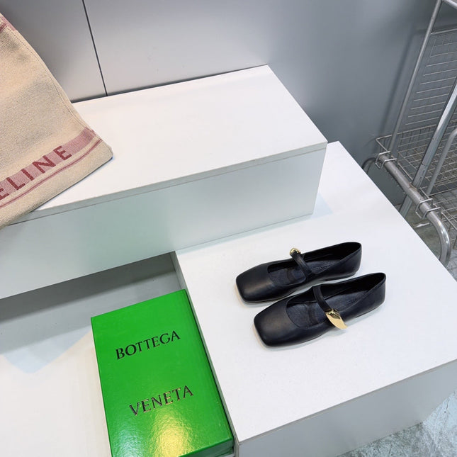 BOTTEGA VENETA 26S SQUARE-TOE MARY JANES IN BLACK LAMBSKIN
