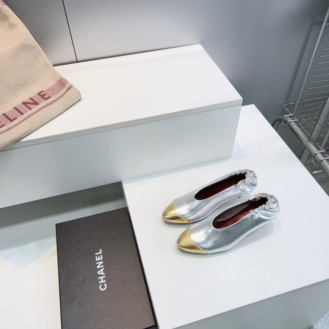 CHANEL 26S COLOR-BLOCK HIGH HEELS 45 MM IN SILVER AND GOLD LAMBSKIN