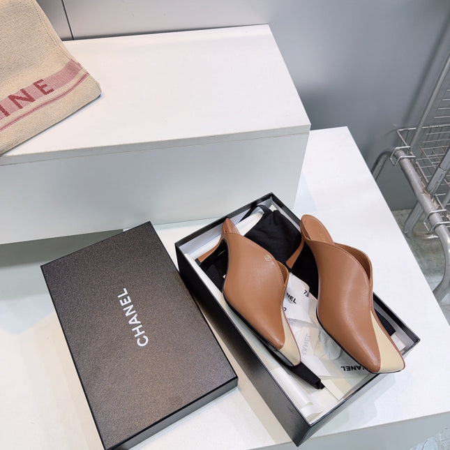 CHANEL 26S HIGH-HEEL MULES 70 MM IN BROWN AND BEIGE LAMBSKIN