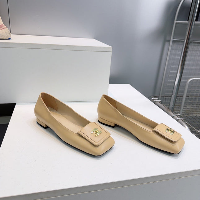 CHANEL 26S SQUARE-TOE BALLET FLATS IN BEIGE LAMBSKIN
