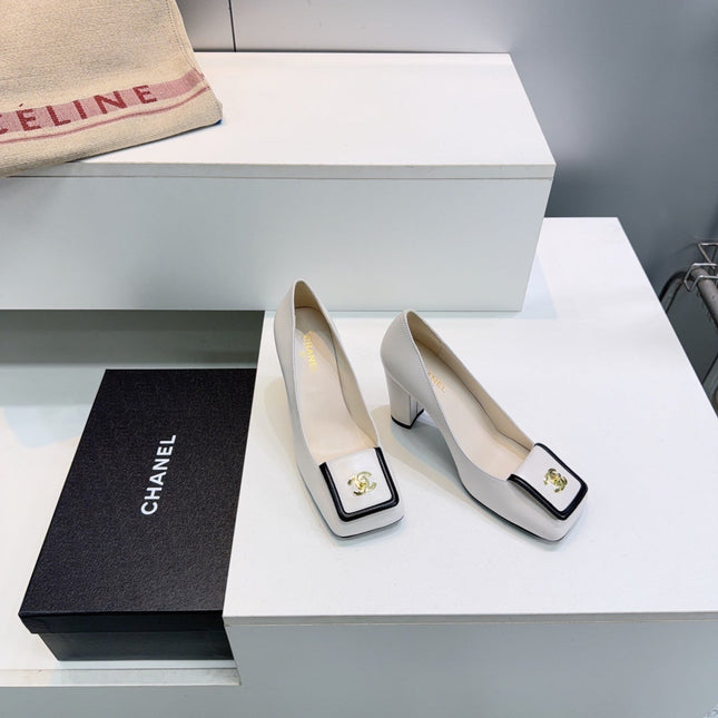 CHANEL 26S SQUARE-TOE HIGH HEELS 95 MM IN WHITE LAMBSKIN