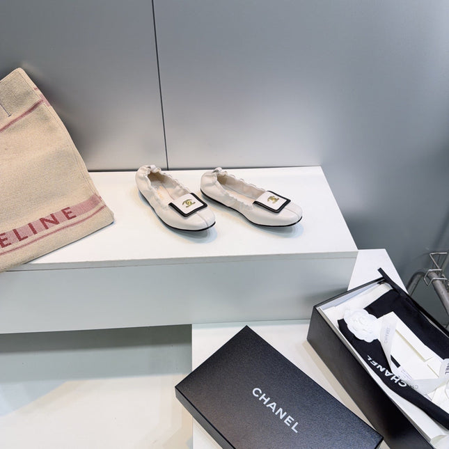 CHANEL 26S BALLERINA FLATS IN WHITE WITH BLACK TRIM LAMBSKIN