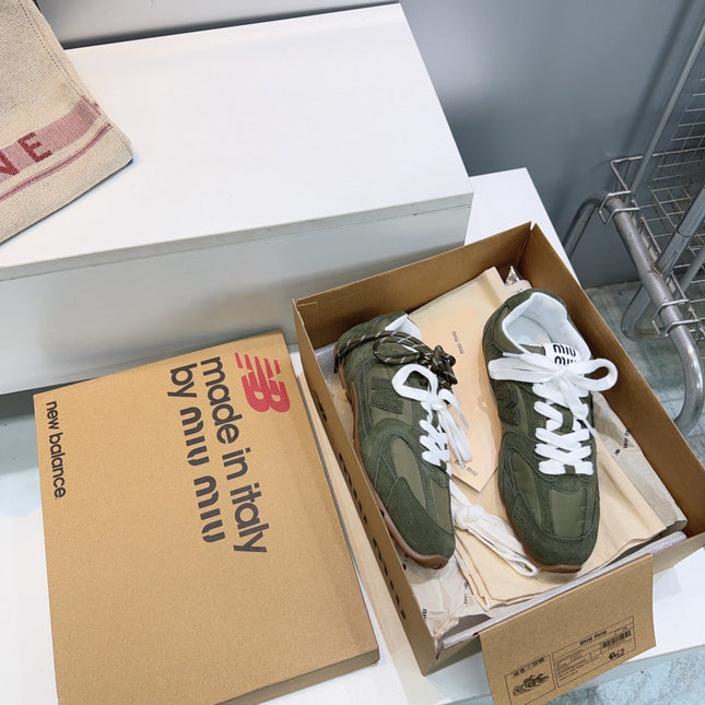 MIUMIU 26S NEW BALANCE SNEAKERS IN OLIVE GREEN SUEDE & FABRIC