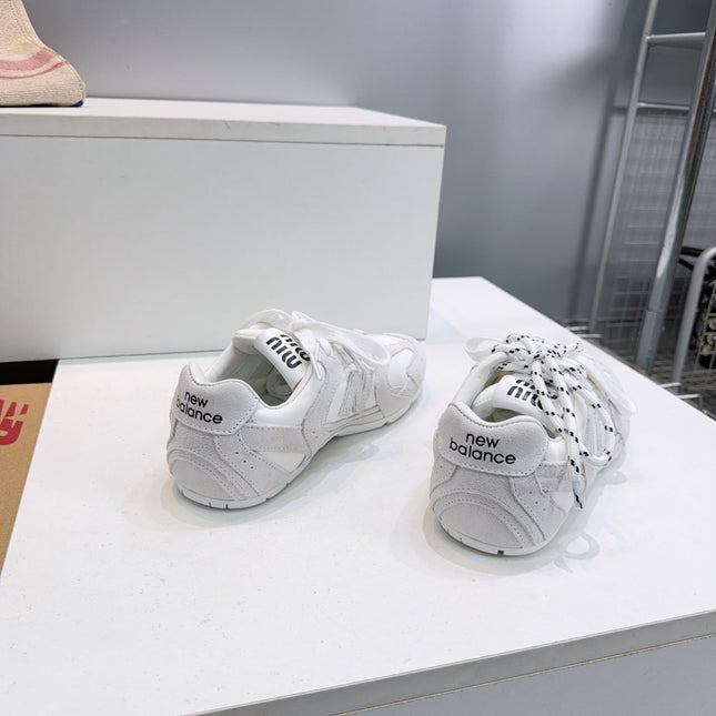 MIUMIU 26S NEW BALANCE SNEAKERS IN WHITE SUEDE & FABRIC