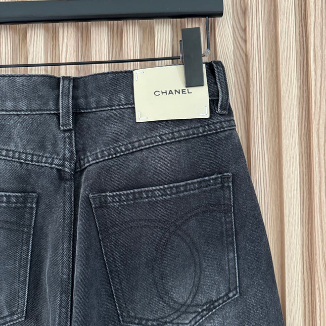 CHANEL 26S STRAIGHT-LEG JEANS 1392