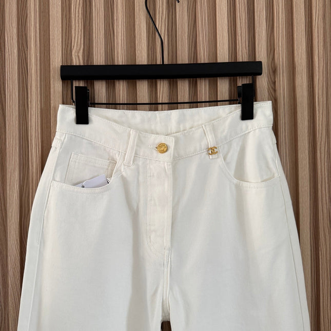 CHANEL 26S STRAIGHT-LEG JEANS 1391