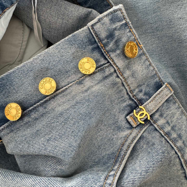 CHANEL 26S STRAIGHT-LEG JEANS 1393
