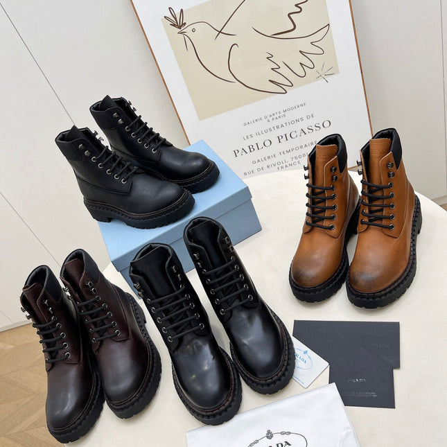 PRADA 25S LACE UP BOOTS BLACK CALFSKIN