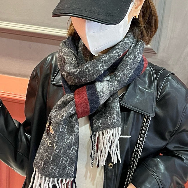 SCARF 180 CM IN BLACK CASHMERE WITH BEE PATTERN 396473