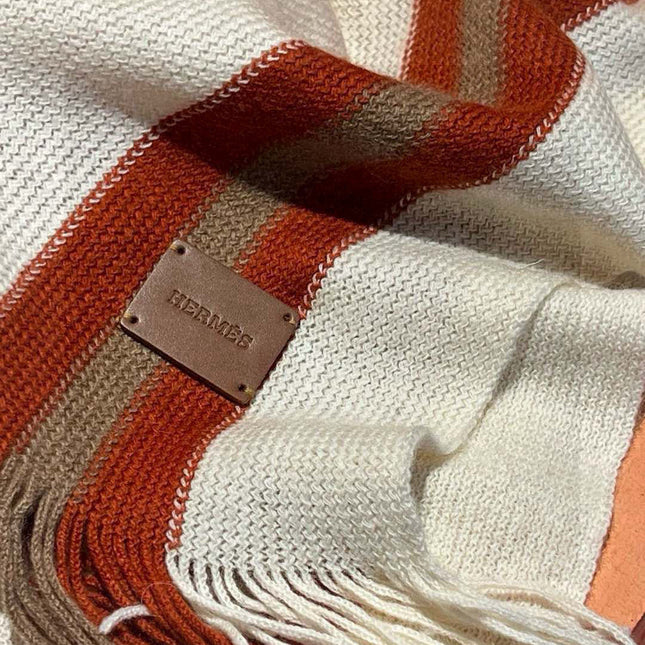 GUCCI 25S SCARF 180 IN CASHMERE 711250