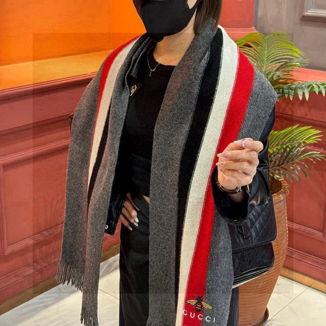 GUCCI 25S SCARF 180 IN CASHMERE 730565