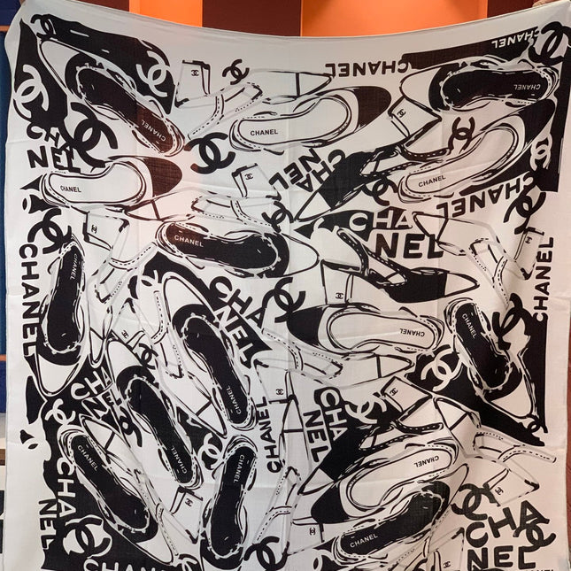 CHANEL 25S SCARF 135 CM IN CASHMERE SILK 941790