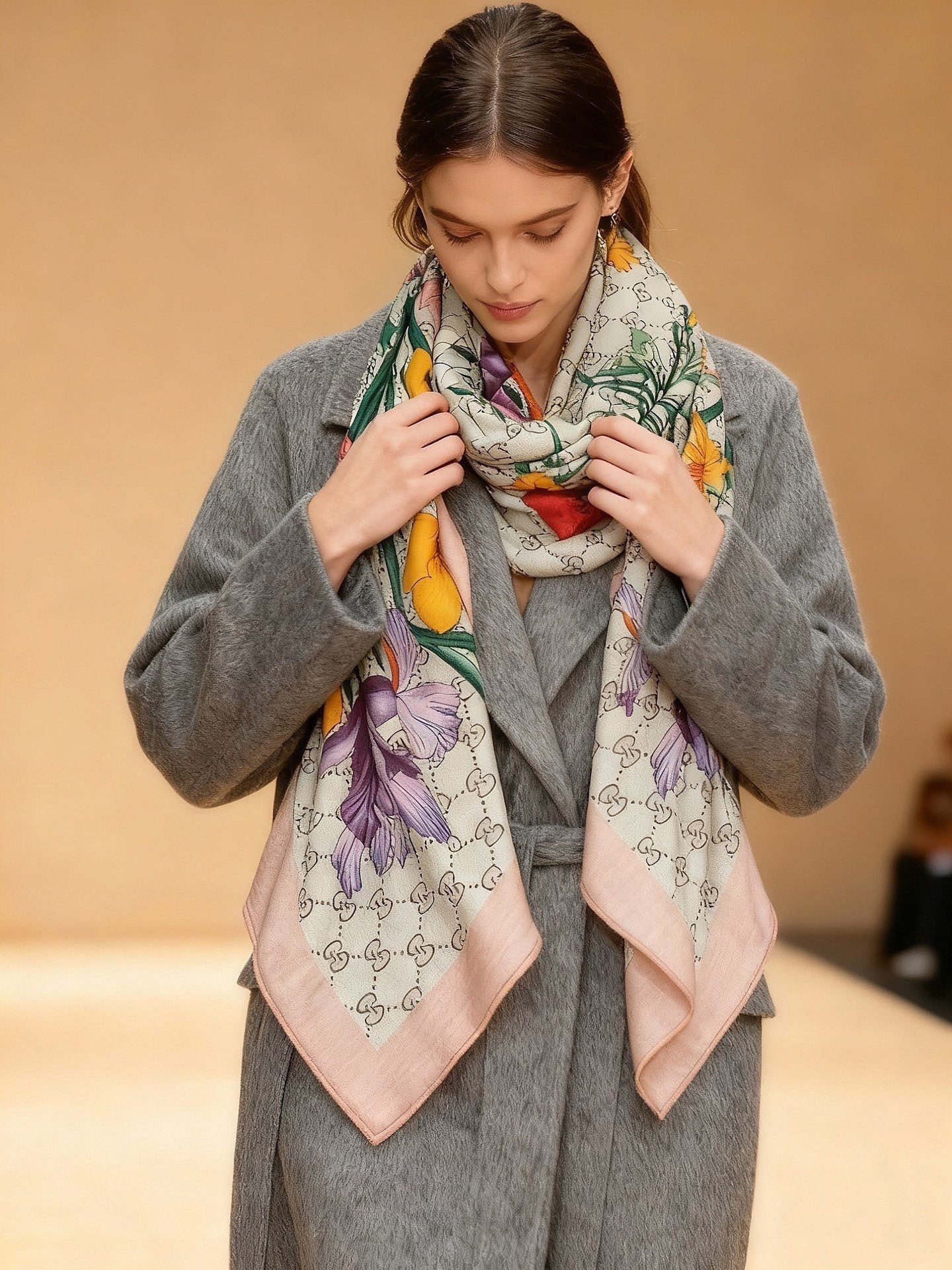 GUCCI 26S SCARF 140 IN CASHMERE AND SILK 250153