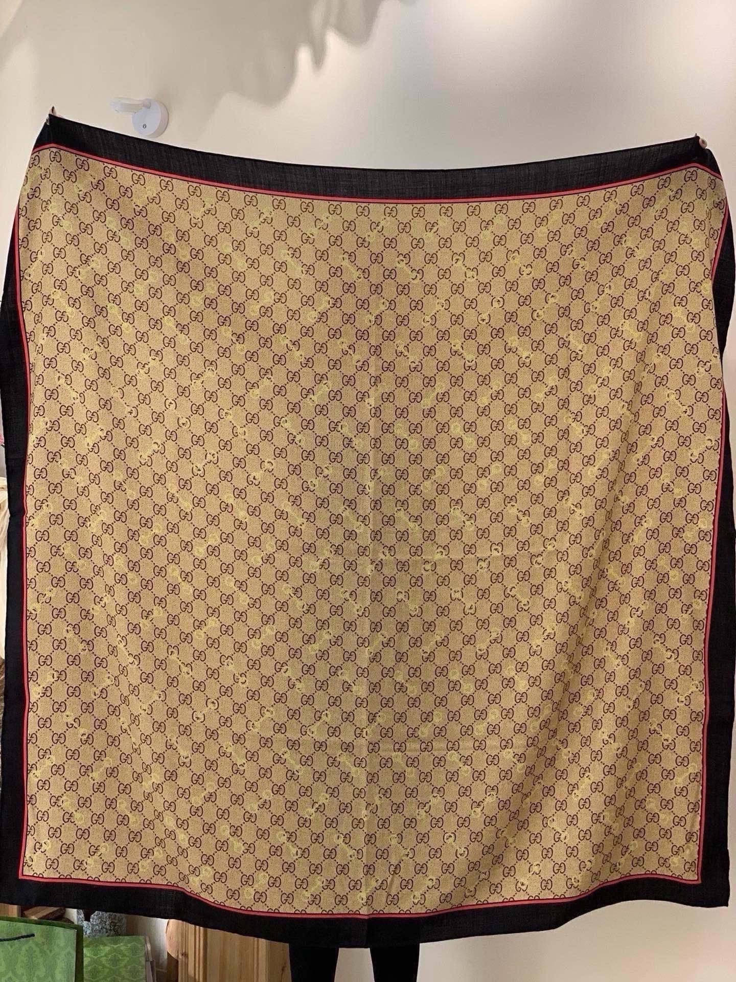 GUCCI 26S SCARF 135 IN CASHMERE AND SILK 315169