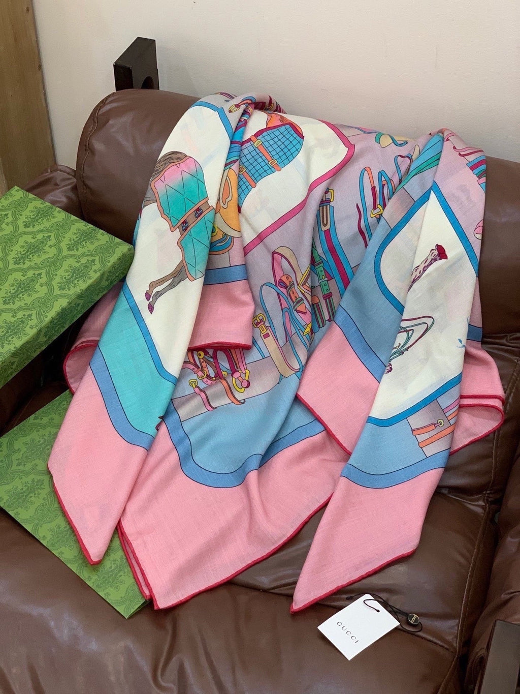 GUCCI 26S SCARF 135 IN CASHMERE AND SILK 314997