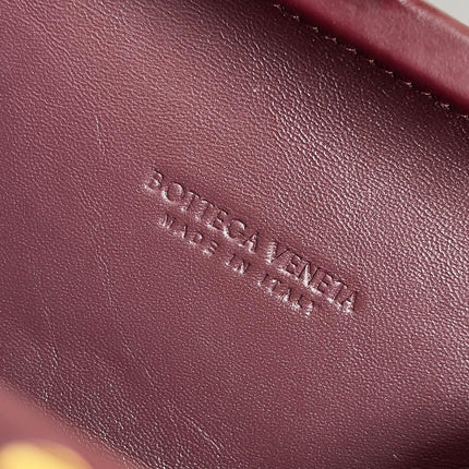 CLASSIC KNOT 20 IN PLUM PURPLE LAMBSKIN