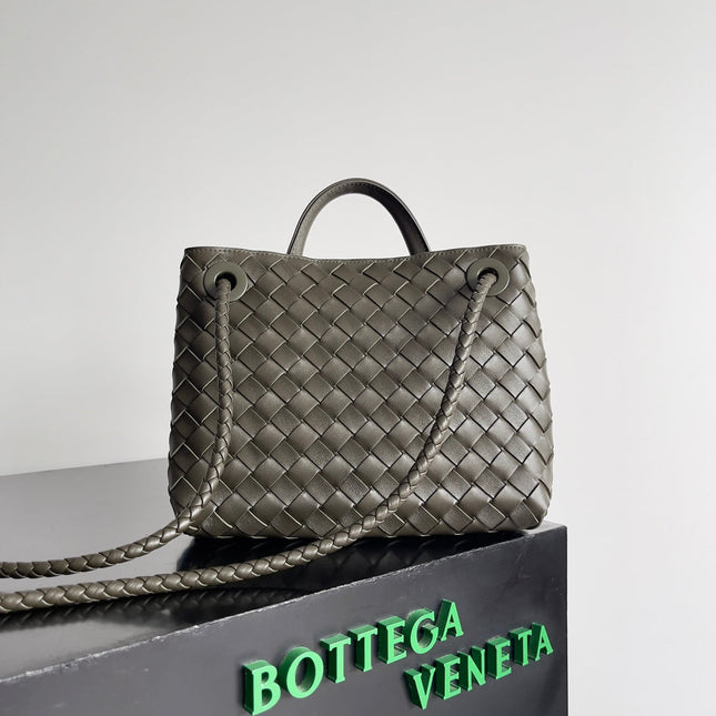 BV MEDIUM ANDIAMO 25 BROWN LAMBSKIN GOLD HARDWARE