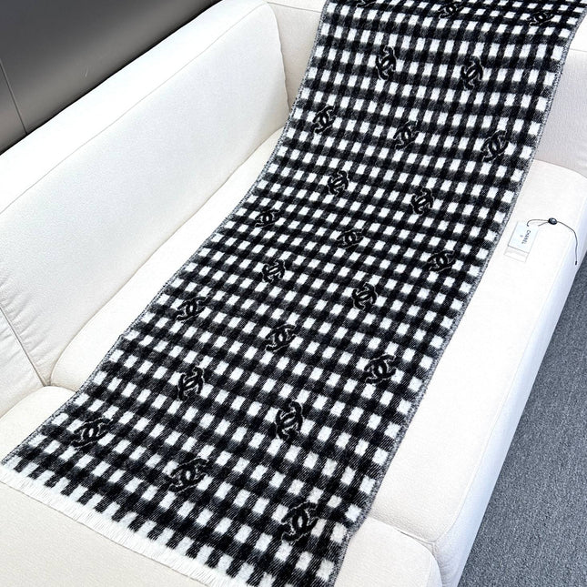 SCARF 190 CM IN BLACK MIX WHITE CARO CASHMERE AND WOOL 390944