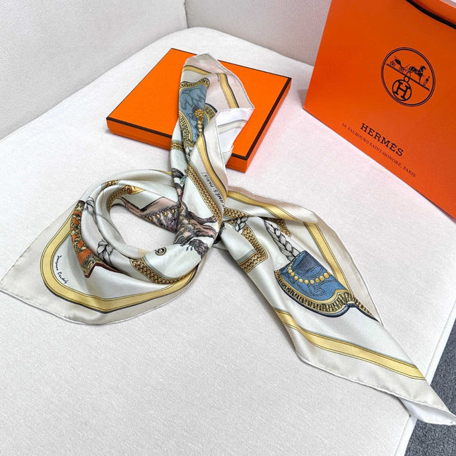HERMES 26S PRINTED SQUARE SCARF 90 IN SILK 311838