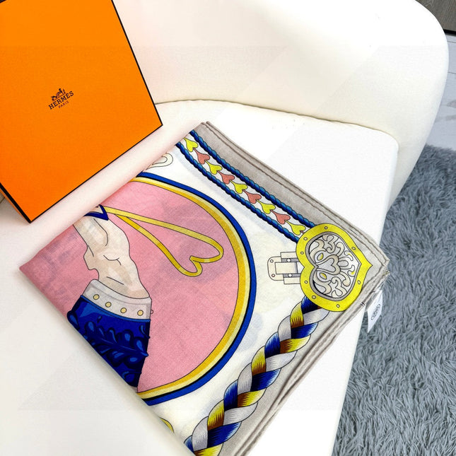 HERMES 26S PRINTED SQUARE SCARF 135 IN CASHMERE AND SILK 309423