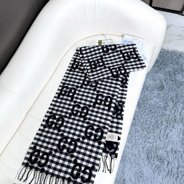 GUCCI 25S SCARF 220 IN CASHMERE 732134