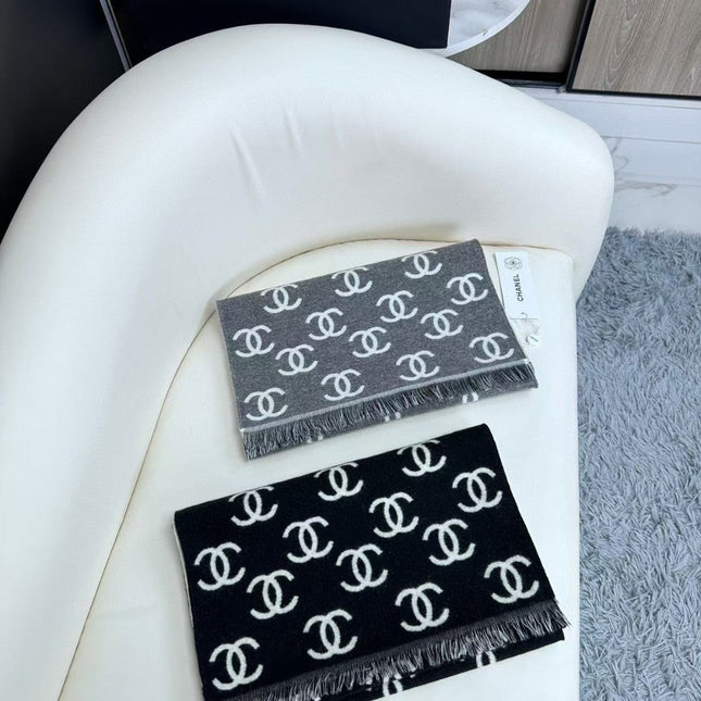 CHANEL 25S SCARF 180 IN CASHMERE WOOL 733942