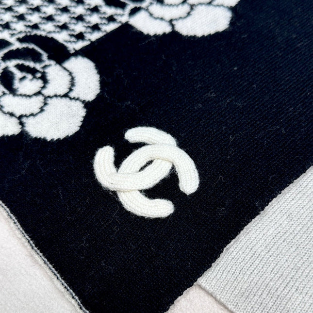 CHANEL 26S SCARF 180 IN CASHMERE 311827