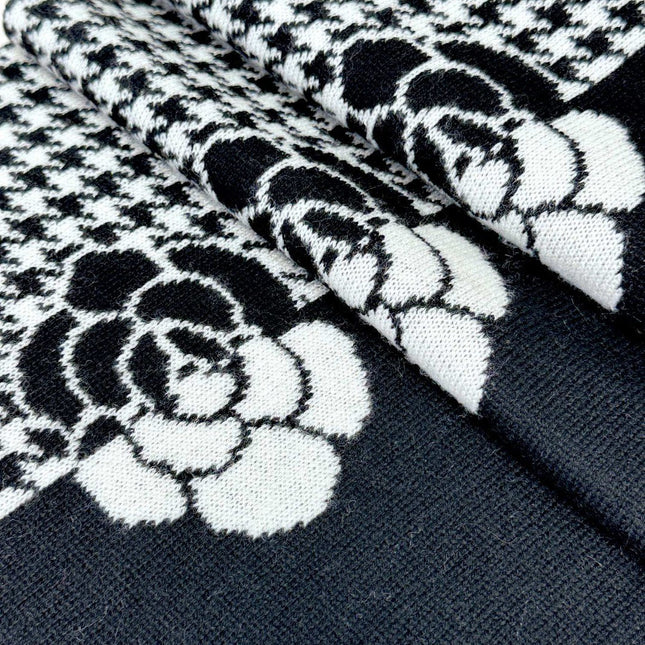 CHANEL 26S SCARF 180 IN CASHMERE 311827