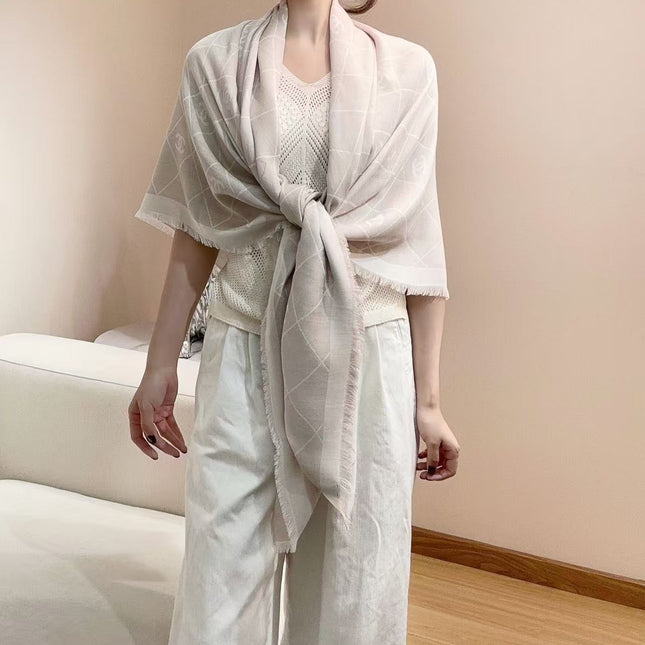 CHANEL 26S SCARF 140 IN CASHMERE AND SILK 304551