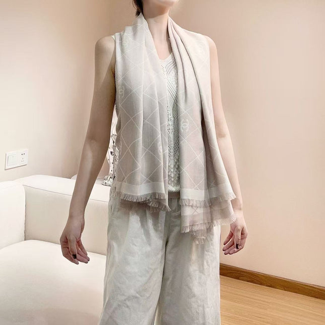 CHANEL 26S SCARF 140 IN CASHMERE AND SILK 304551