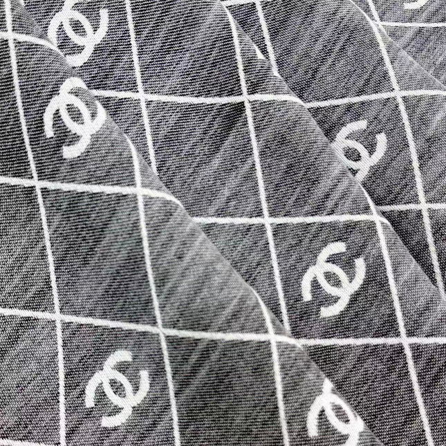 CHANEL 26S SCARF 140 IN SILK 309416
