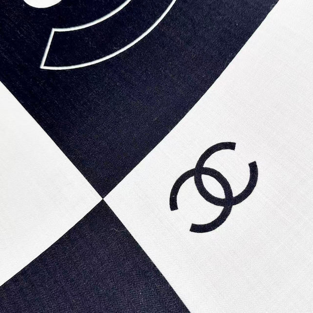CHANEL 26S SCARF 135 IN SILK 309414