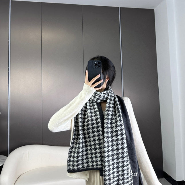 DIOR 26S SCARF 190CM IN CASHMERE 128106