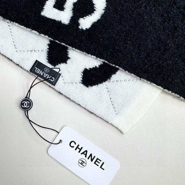 CHANEL 25S SCARF 180 IN CASHMERE 881631
