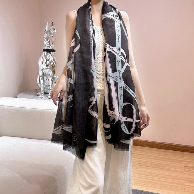 CHANEL 26S SCARF 200 IN SILK 304563