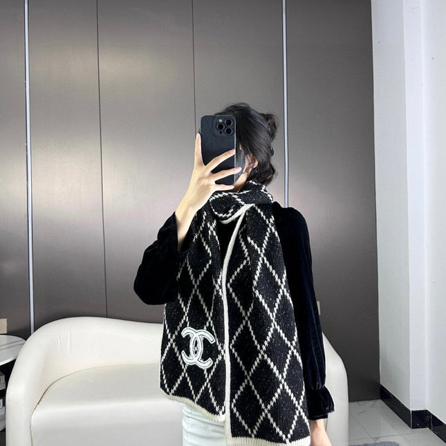 CHANEL 25S SCARF 180 IN WOOL 989768