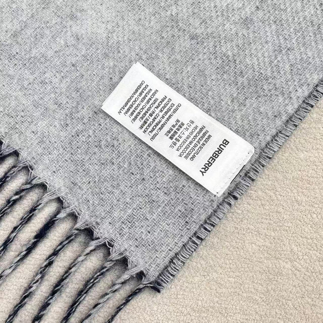 BURBERRY 26S SCARF 180CM IN CASHMERE 309770