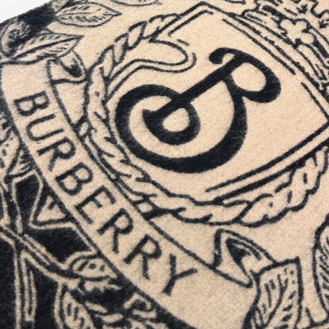 BURBERRY 26S SCARF 210CM IN CASHMERE 303181