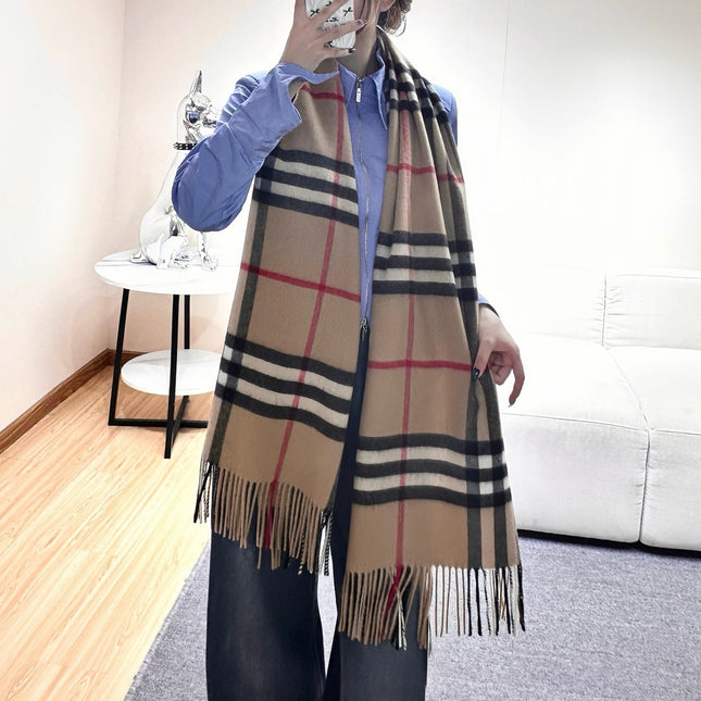 BURBERRY 26S SCARF 200CM IN CASHMERE 305977