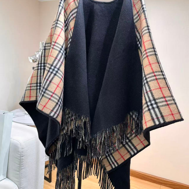 BURBERRY 26S REVERSIBLE CHECK FRINGED CAPE 150CM IN CASHMERE 309447
