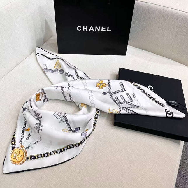 CHANEL 26S SCARF 90 IN SILK 307120