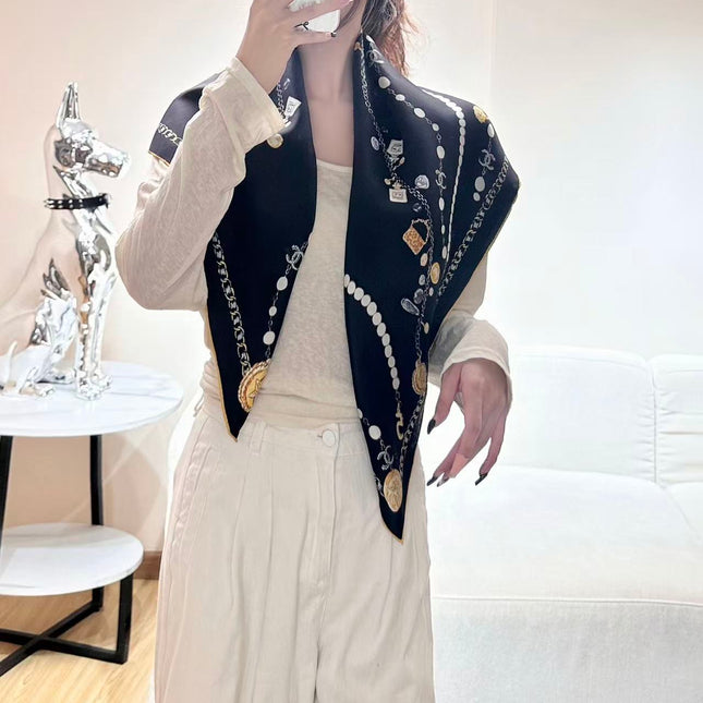 CHANEL 26S SCARF 90 IN SILK 307121