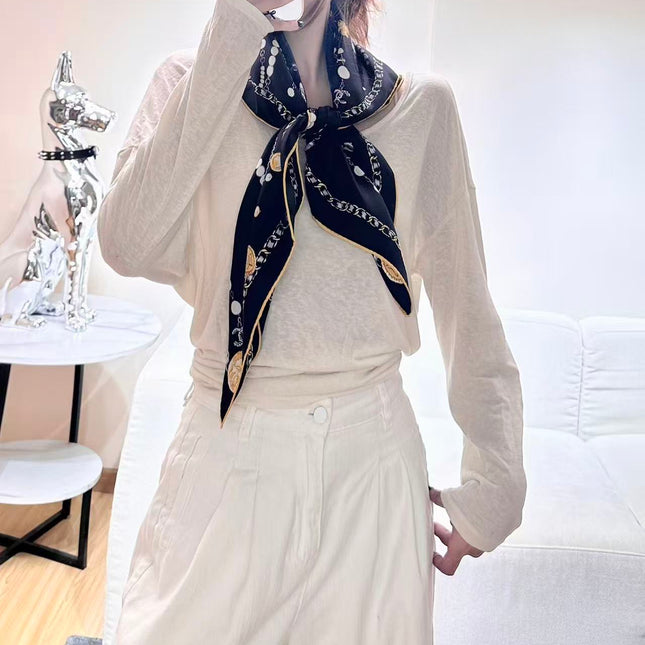 CHANEL 26S SCARF 90 IN SILK 307121