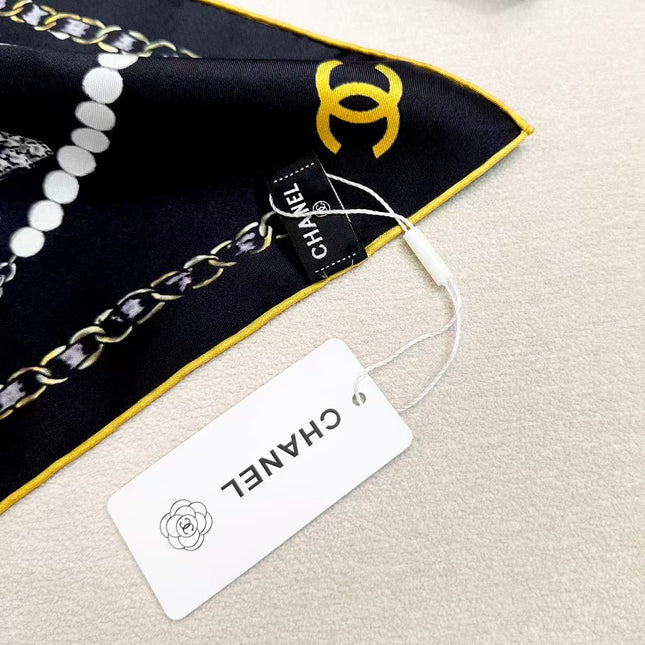 CHANEL 26S SCARF 90 IN SILK 307121